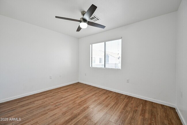 Building Photo - 3065 N 67th Ave