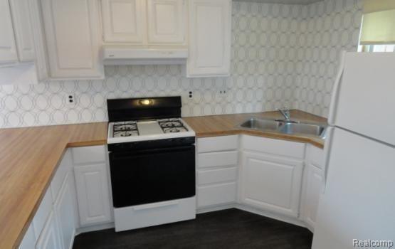 Building Photo - 1480 Junction St