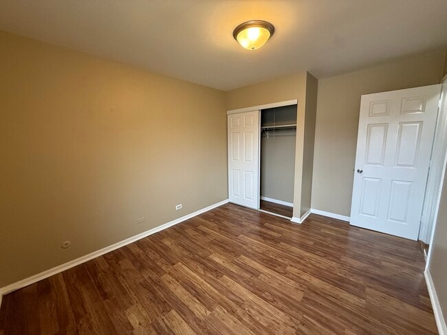 Building Photo - 2152 Mallard Ln