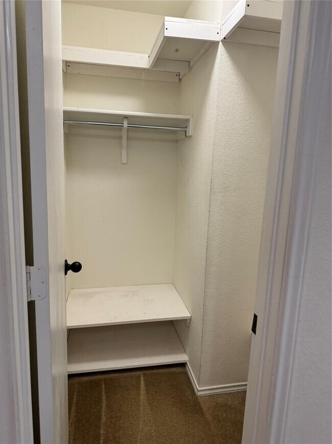 Building Photo - 13604 Abraham Lincoln St