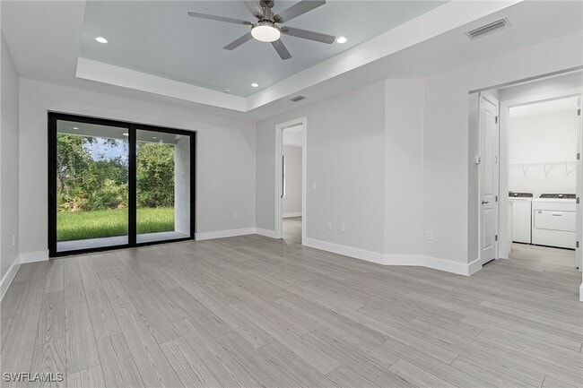 Building Photo - 26221 Sandhill Blvd