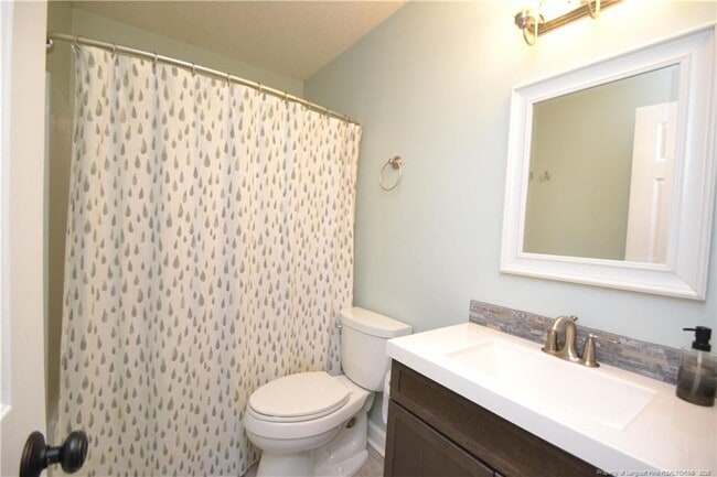 Building Photo - 4208 Loon Ln