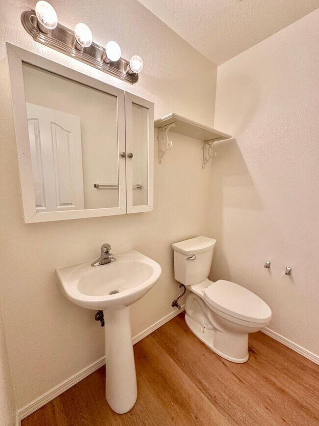 Building Photo - Newly Renovated Expansive Multi story 4 be...