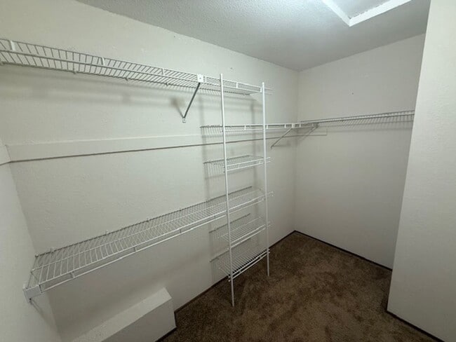 Building Photo - 3-Bed / 2.5 Bath Home in Quiet Benicia Hil...