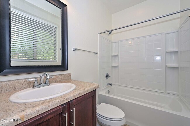 Building Photo - 14765 W Alexandria Way