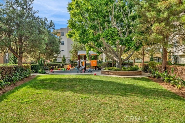 Building Photo - 5450 Strand