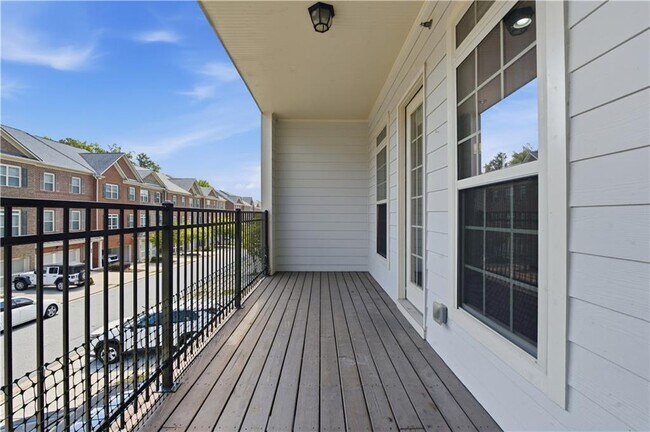 Building Photo - 2270 Tenor Ln