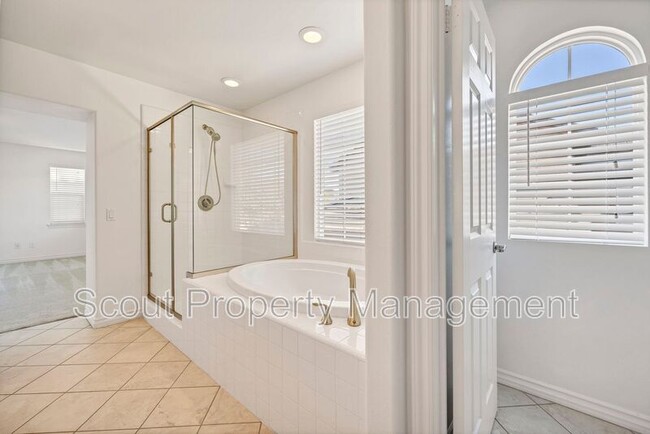 Building Photo - 27411 Lock Haven Ct