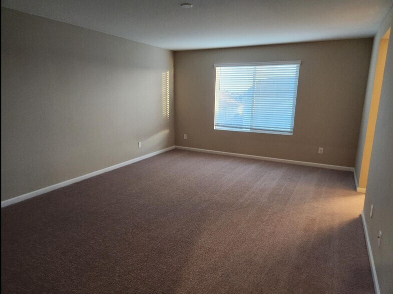 Building Photo - 17867 W Monte Lindo Ln
