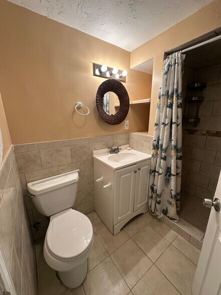 Full Bath - 87 Kiely Rd