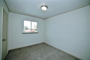 Building Photo - 2206 Statler Dr