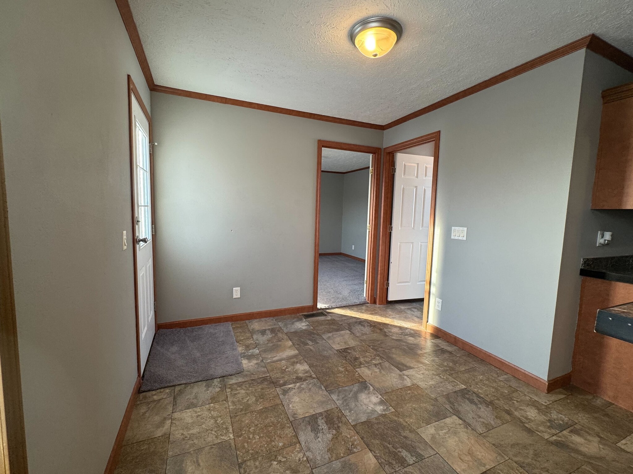 Building Photo - 2021 Lark Ln NW