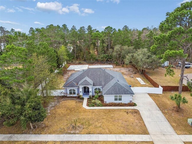 Building Photo - 13070 Sigmund St