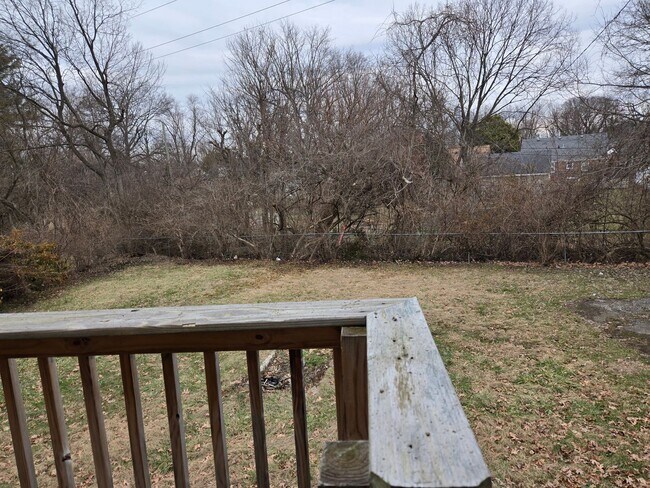 Building Photo - 401 Springhill Dr