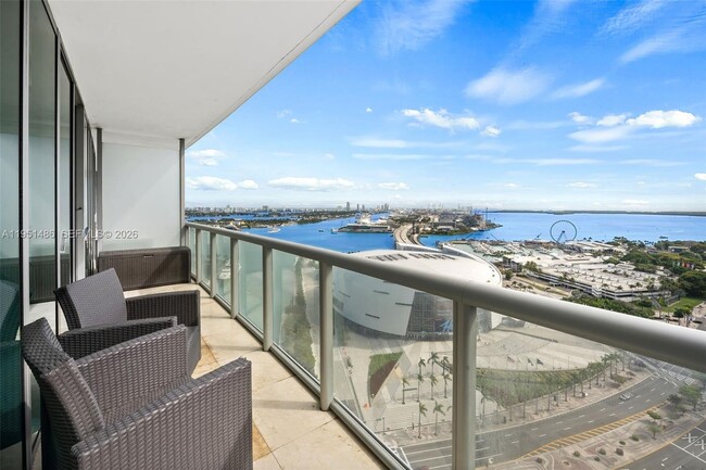 Building Photo - 888 Biscayne Blvd