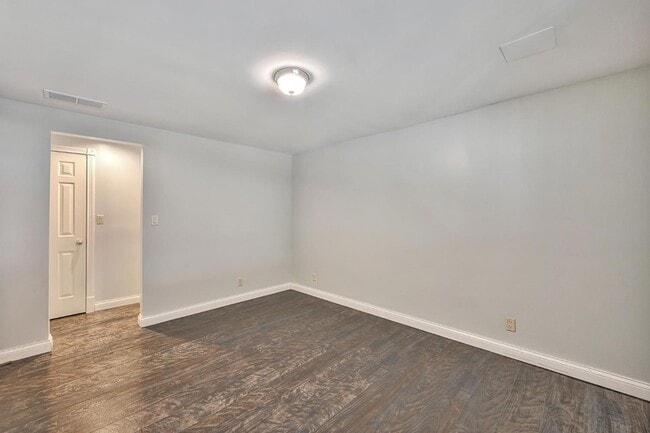 Building Photo - 20401 Matterhorn Dr