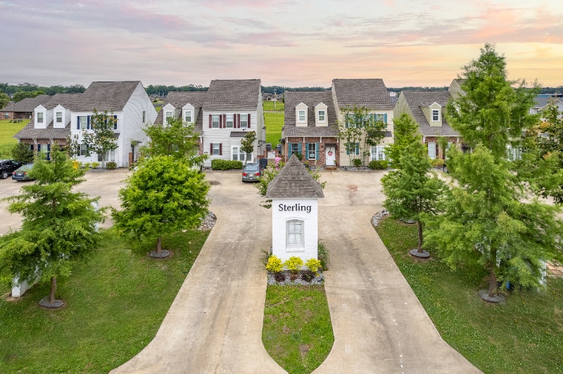 Building Photo - 244 Lenox Bridge