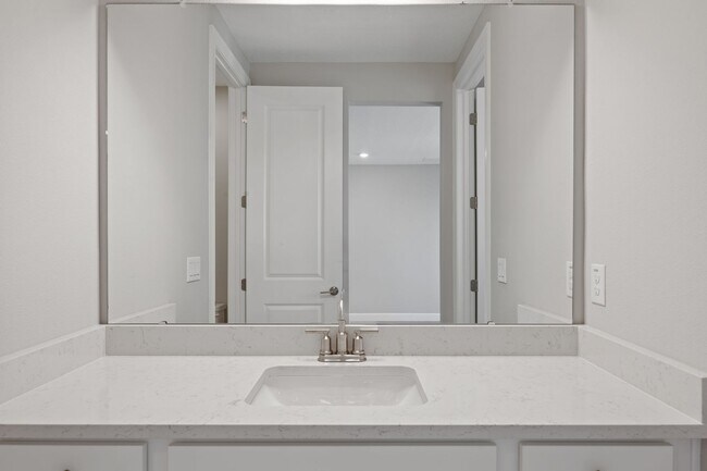 Building Photo - New Construction - Never Lived In
