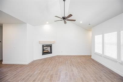 Building Photo - 924 Parker Ln