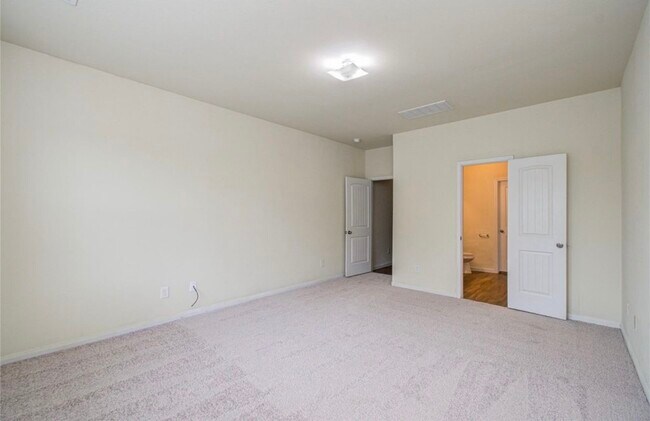 Building Photo - 12830 City Grn Trl