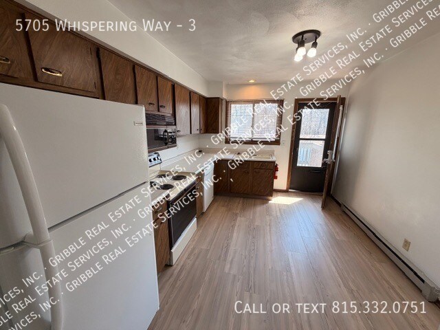 Building Photo - 5705 Whispering Way