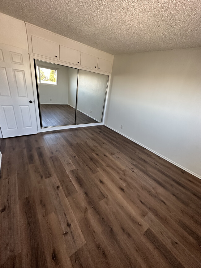 Floorplan - 1643 Artesia Blvd