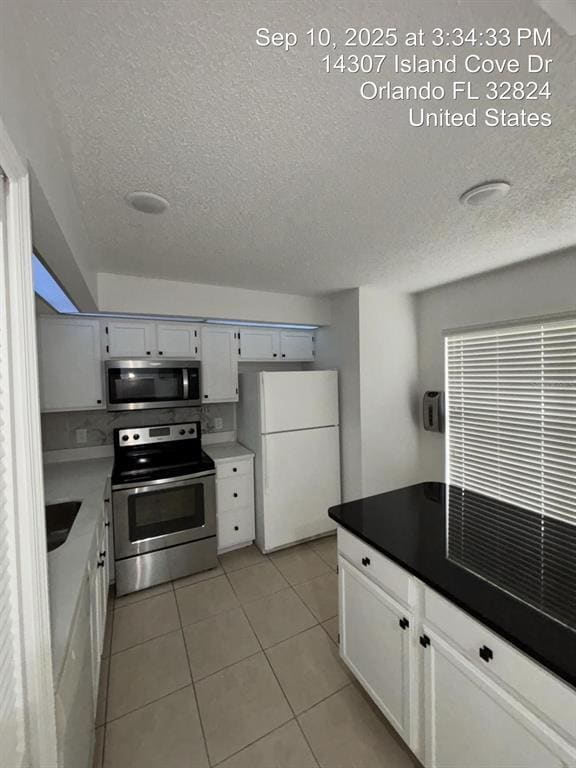 Building Photo - 14307 Island Cove Dr