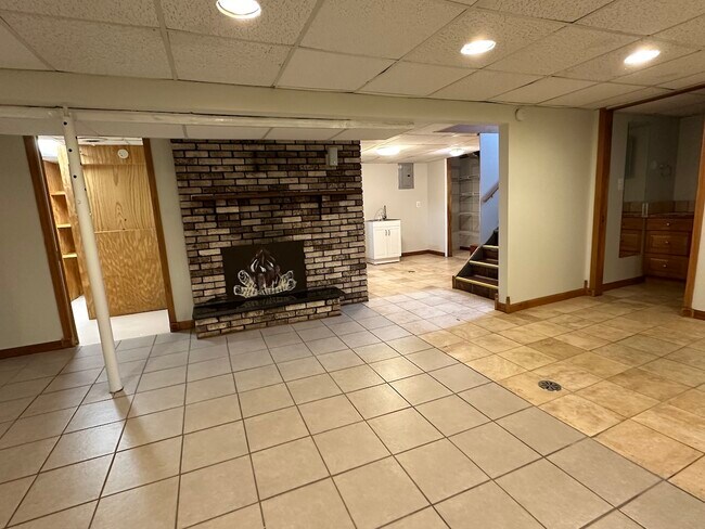 Building Photo - 26621 Belleair St