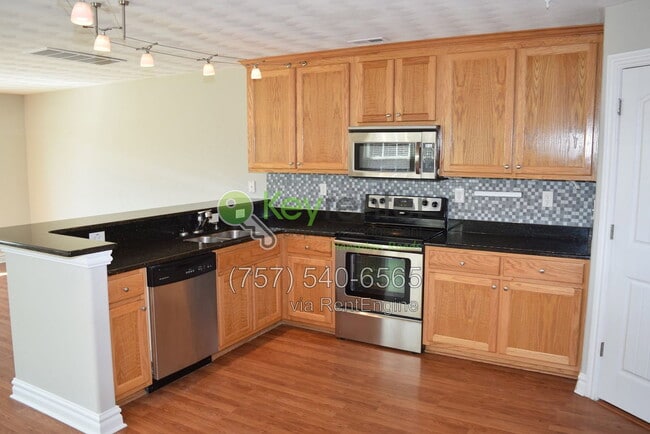 Building Photo - 4205 Dunning Rd