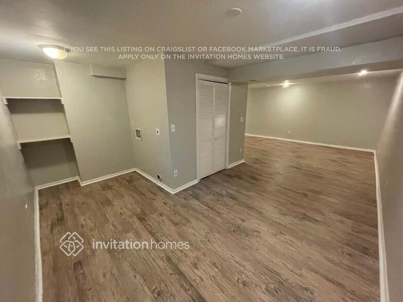 Building Photo - 12448 Bellaire St