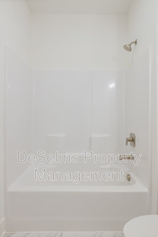 Building Photo - 337 Sophia Rain Dr