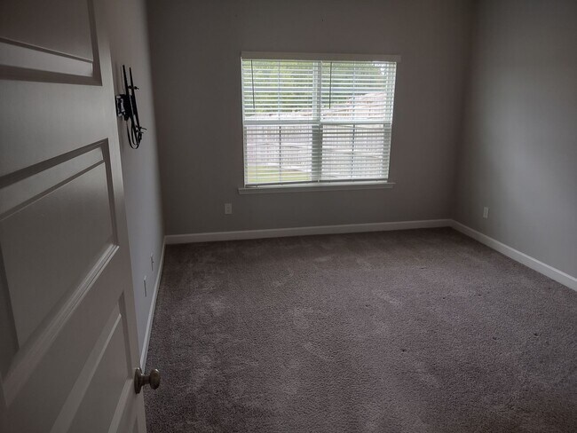 Building Photo - Wonderful Four Bedroom Home Located in the...