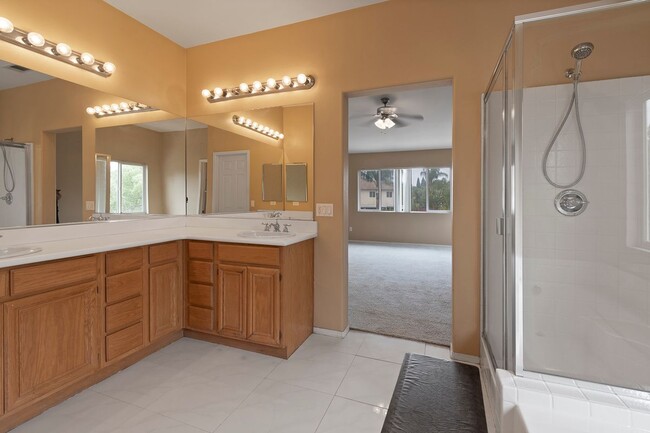Building Photo - 8348 Barnwood Ln
