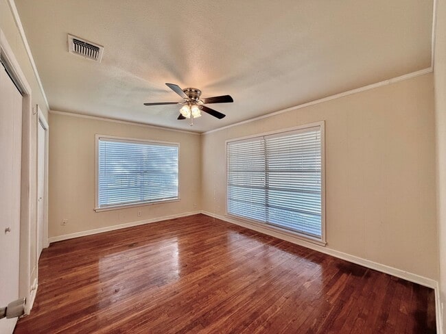 Building Photo - Unbeatable Location! Walk Across the Street to TXST Campus