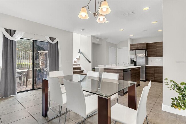 Building Photo - 105 Kenny Blvd