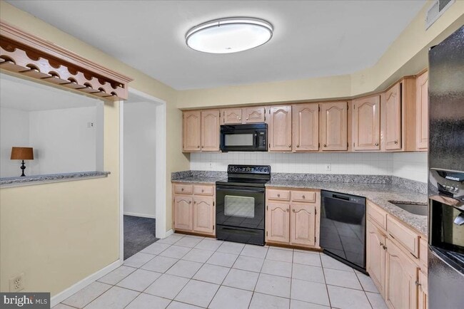 Building Photo - 506 Hazelwood Ln