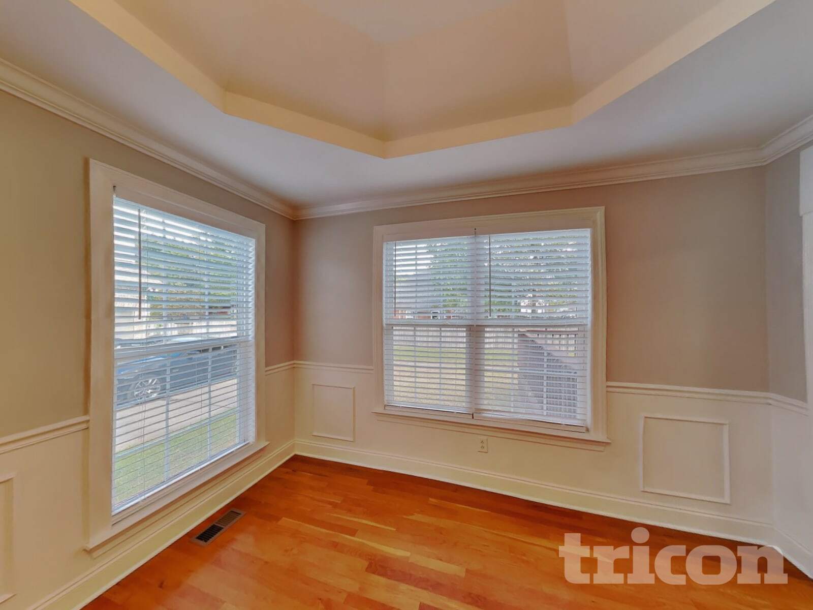 Building Photo - 4412 Spring Cove Dr