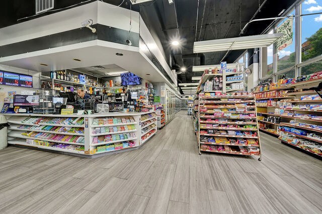 Building Photo - 655 W Irving Park Rd