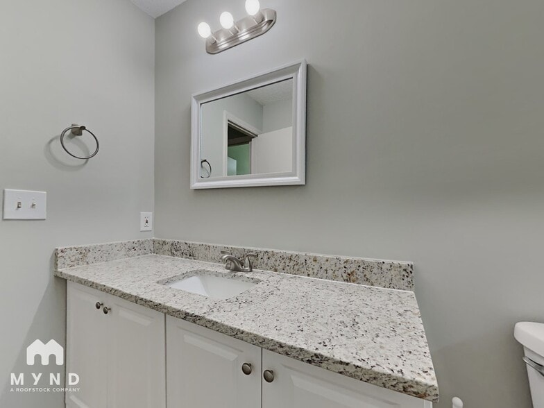 Building Photo - 6136 Sunbridge Ct