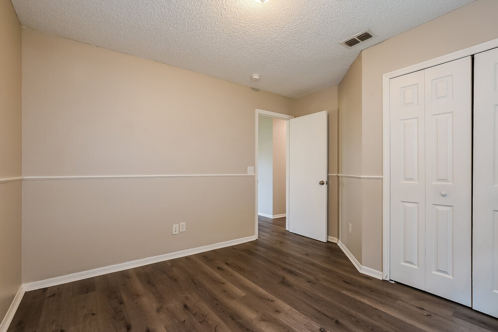 Building Photo - 646 Upperriver Ct