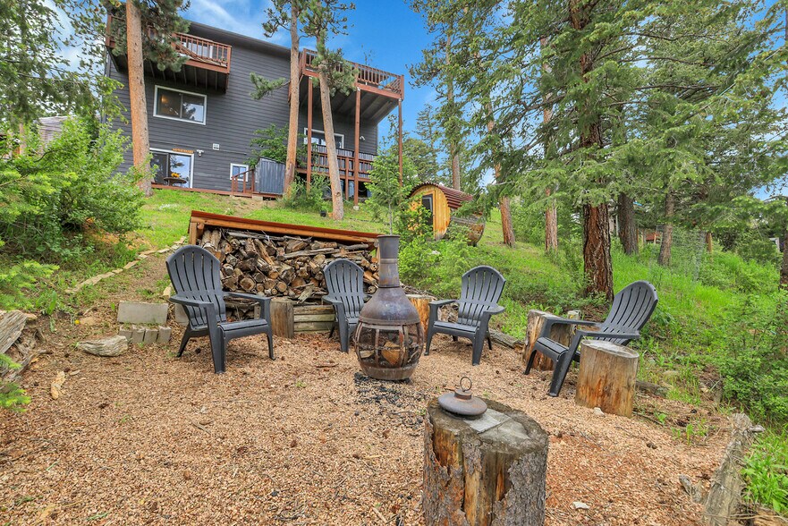 Shared Firepit - 30273 Conifer Rd