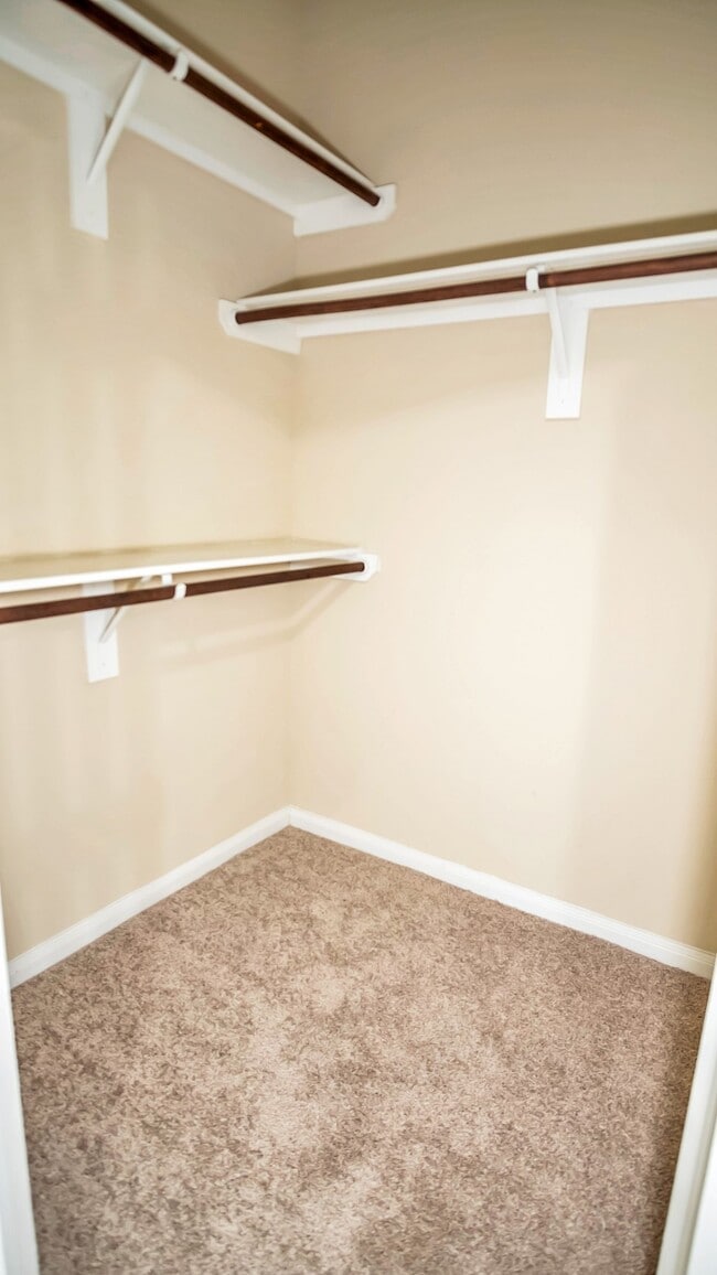 Building Photo - 18910 Alta Pine