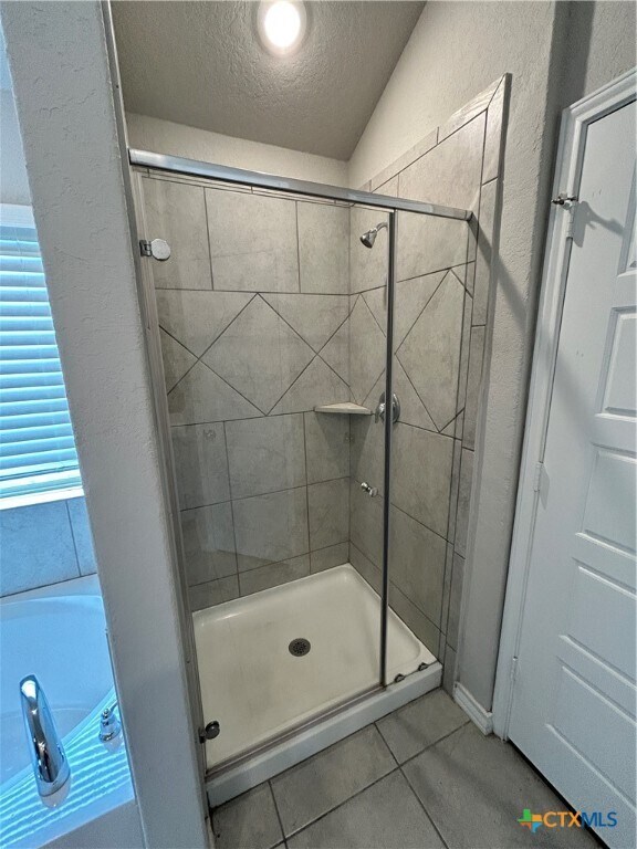 Building Photo - 724 Stonemanor