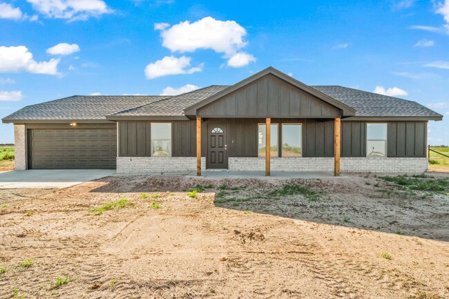 Building Photo - Country Living In Roosevelt ISD!