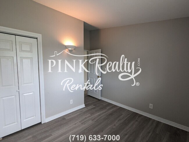 Building Photo - 123 Amherst St