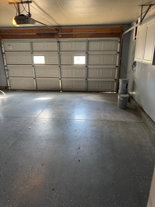 Building Photo - 10226 Crooked Stick Dr