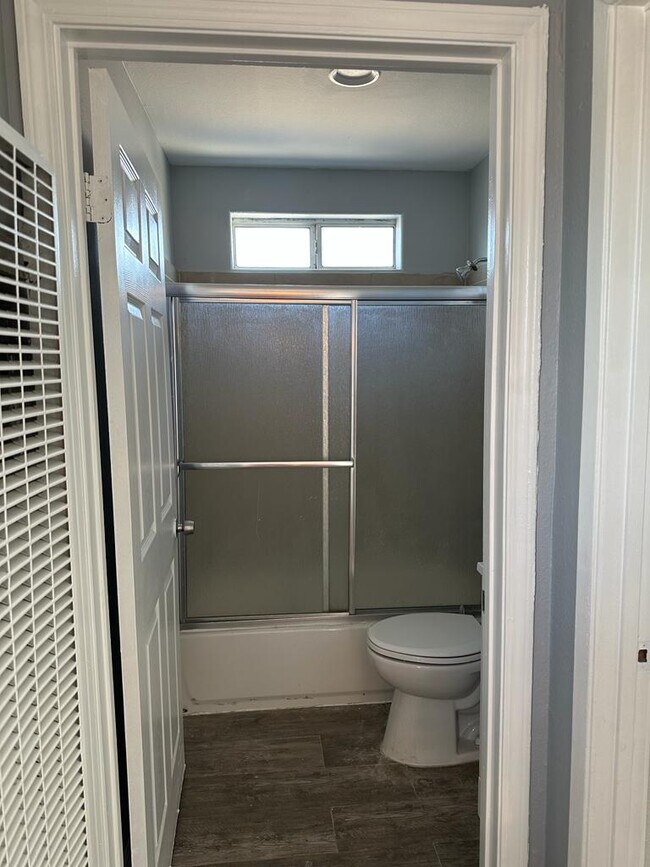 Building Photo - 13263 Filmore St