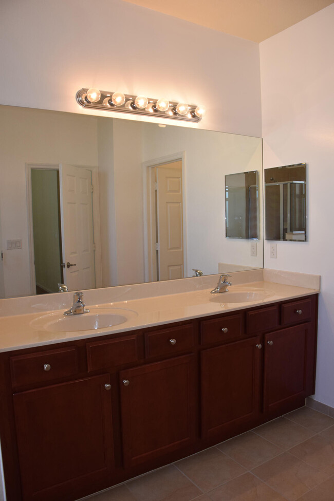 Building Photo - 4536 Monarch Way