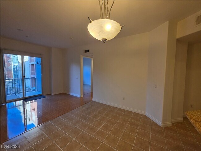 Building Photo - 62 E Serene Ave