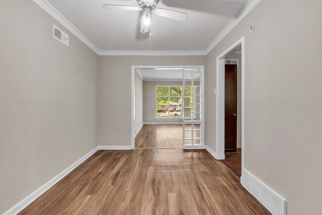 Building Photo - 800 Lydgate Rd